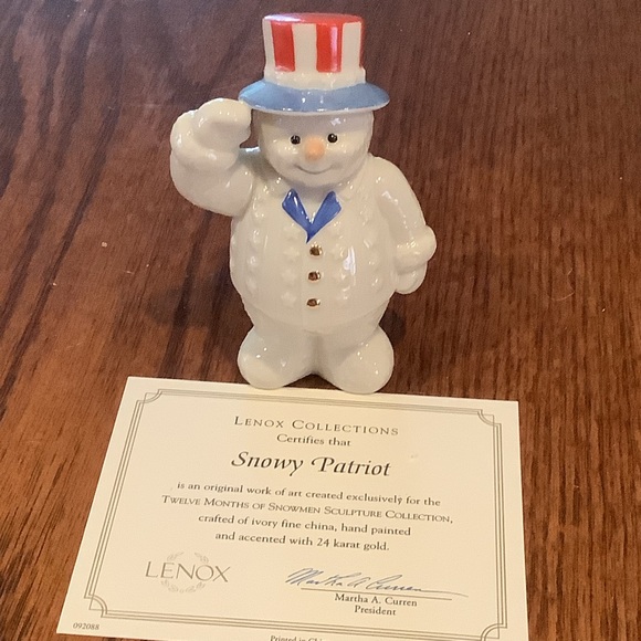 Lenox Snowy Patriot Snowman  from the 2000 Twelve Months Snowman Collection - Picture 1 of 8